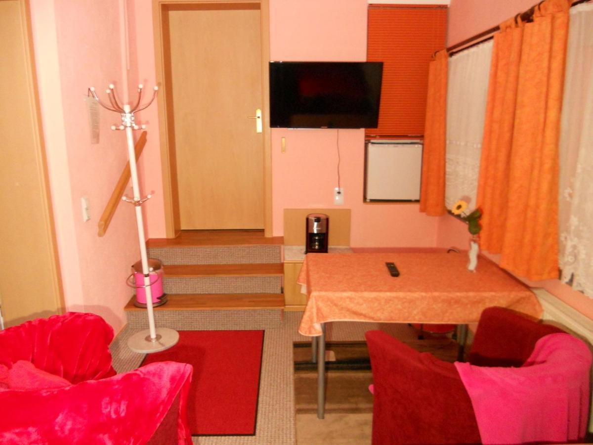 Familienpension Erfurt Esterno foto