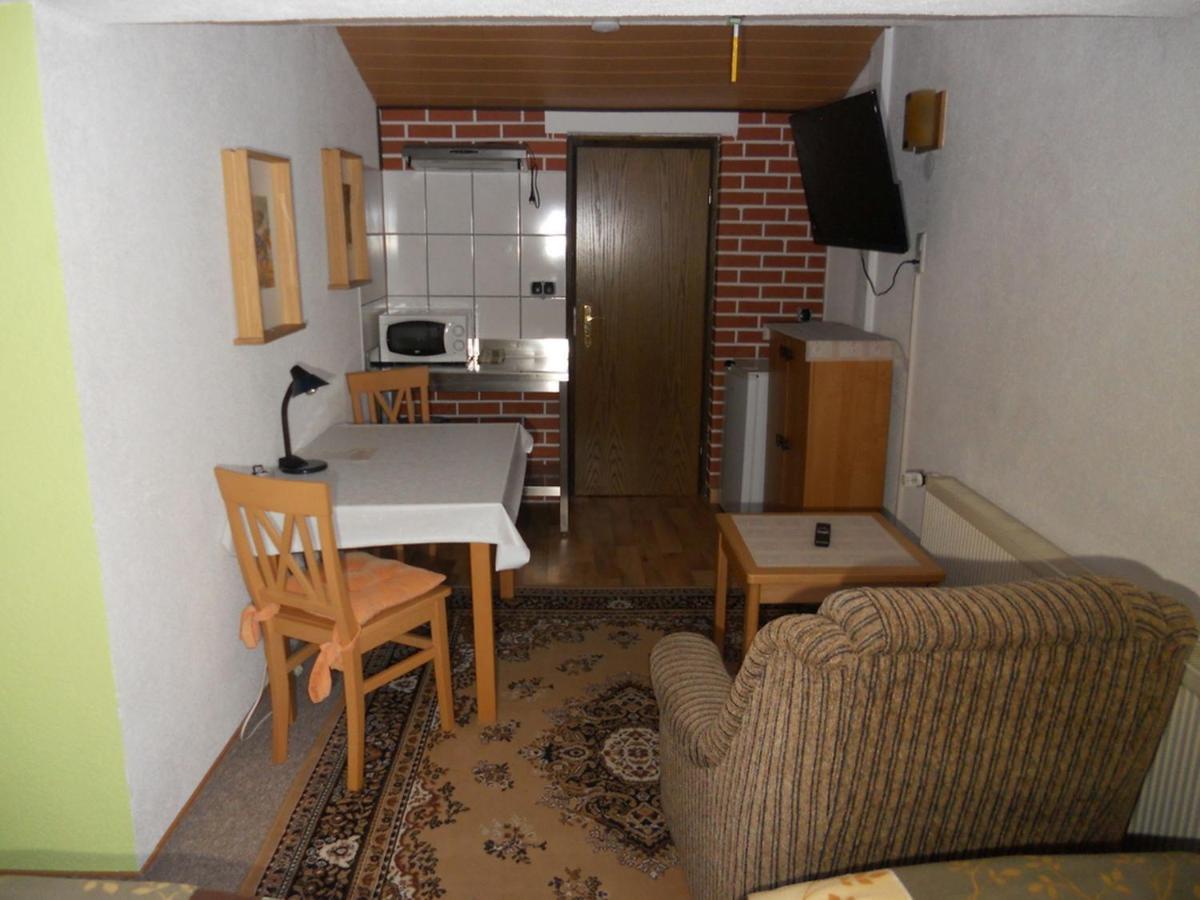 Familienpension Erfurt Esterno foto