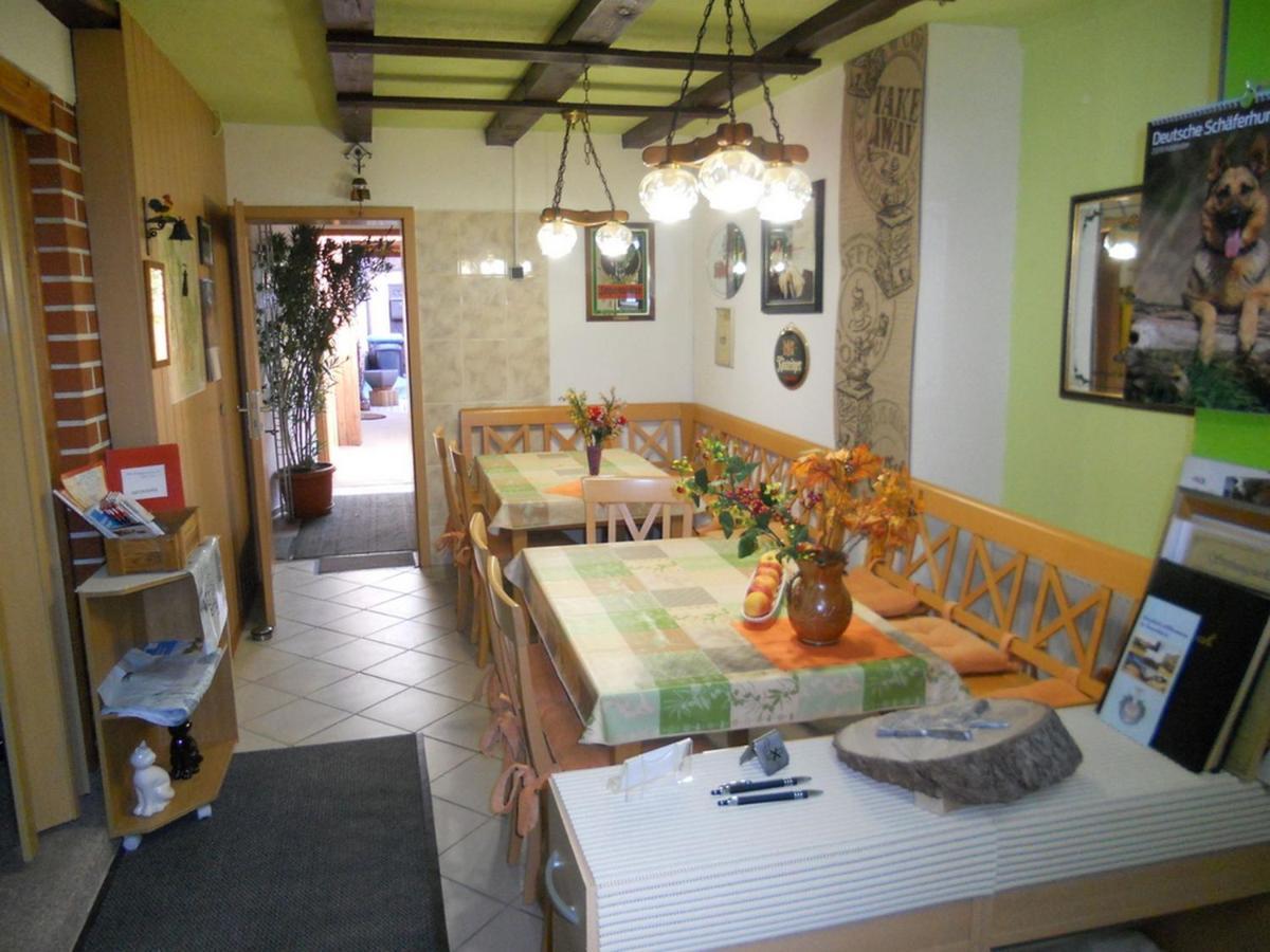 Familienpension Erfurt Esterno foto
