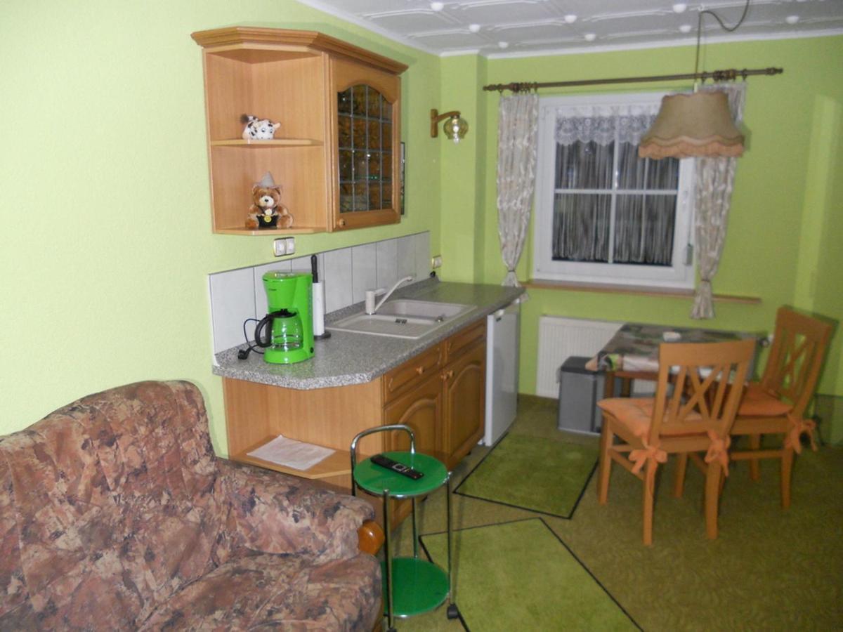 Familienpension Erfurt Esterno foto